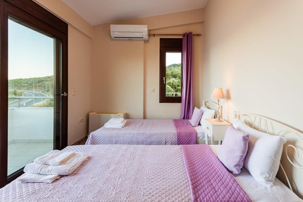 Villa Armonia - Beachfront Majestic Retreat Petalídhion Exteriér fotografie
